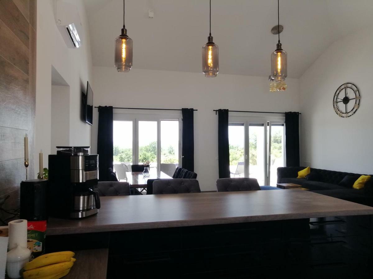 Villa Orao Kaštel Novi Buitenkant foto