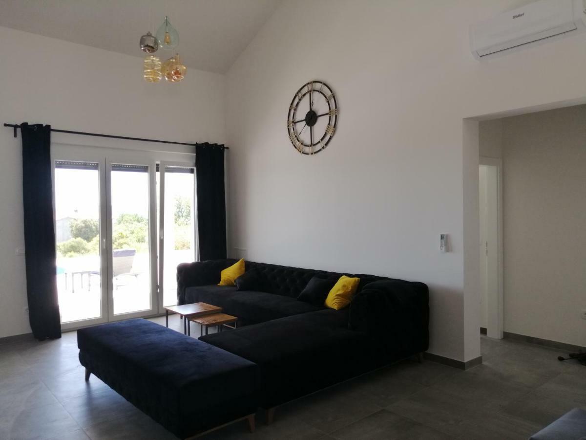 Villa Orao Kaštel Novi Buitenkant foto