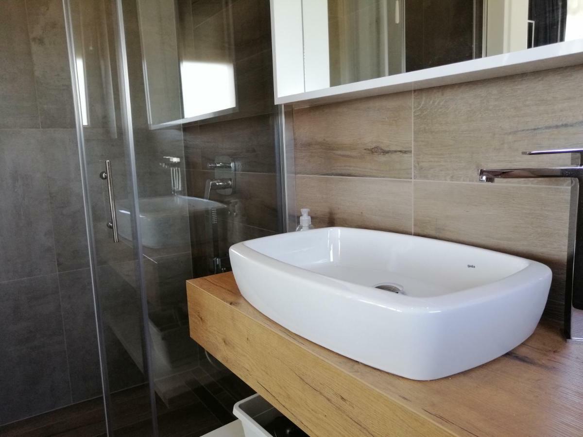 Villa Orao Kaštel Novi Buitenkant foto