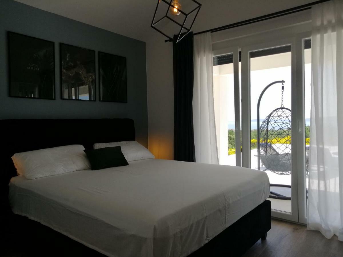 Villa Orao Kaštel Novi Buitenkant foto