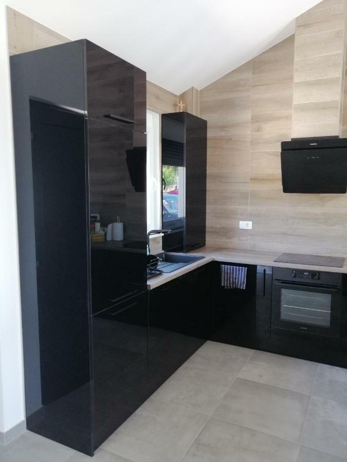 Villa Orao Kaštel Novi Buitenkant foto