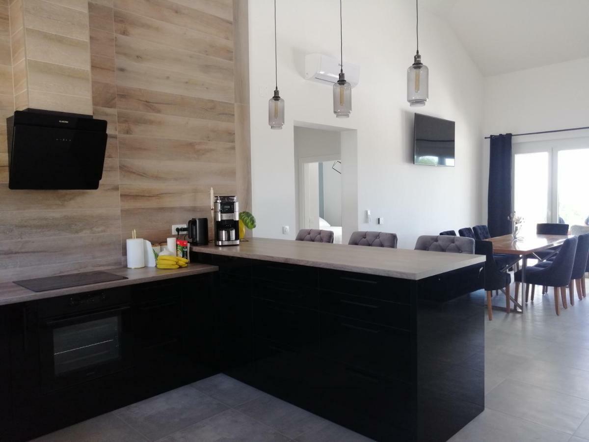 Villa Orao Kaštel Novi Buitenkant foto