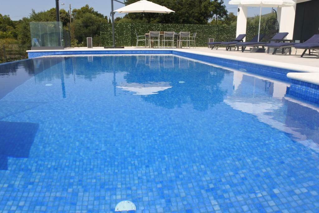 Villa Orao Kaštel Novi Buitenkant foto