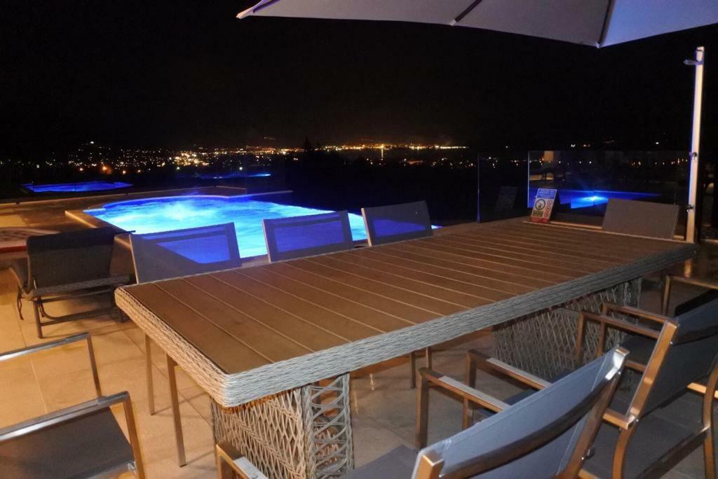 Villa Orao Kaštel Novi Buitenkant foto